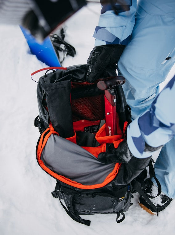 Burton [ak] Dispatcher 25L Backpack – ESS Board Store