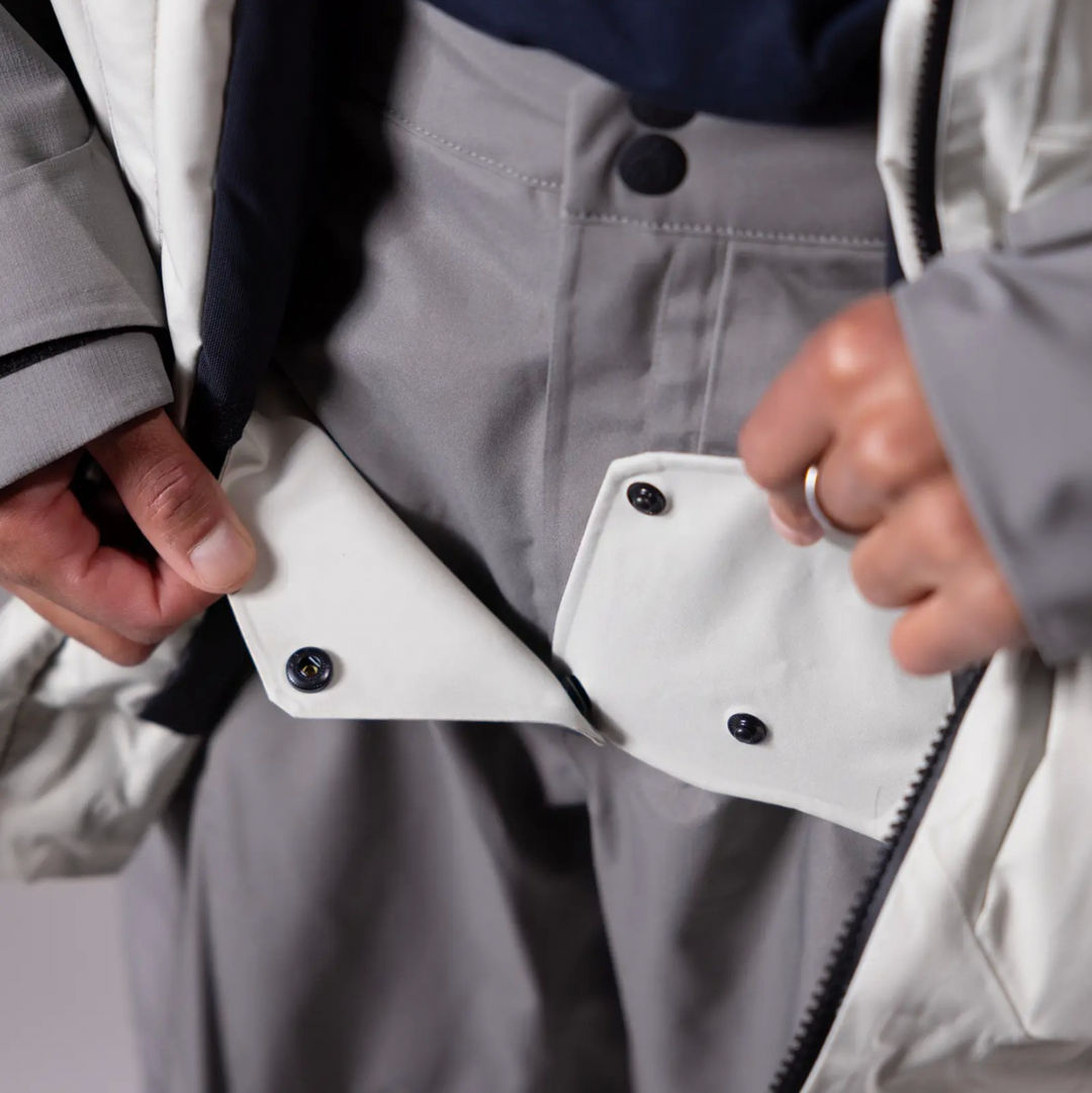 Jones 2025 Mountain Surf Ins Recycled Jacket