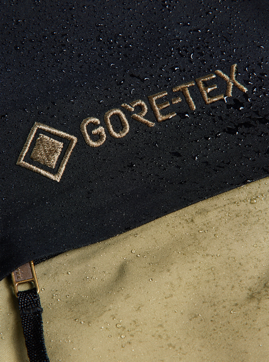 AG 2027 Flyrail GORE-TEX 2L Jacket