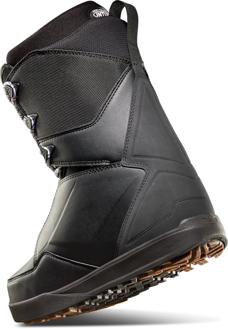 Thirtytwo 2024 Lashed Laced Snowboard Boot ESS Board Store
