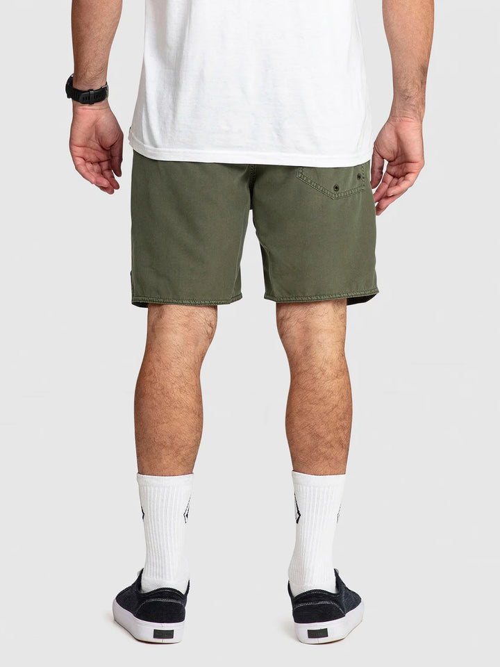 Volcom Center 17" Trunk